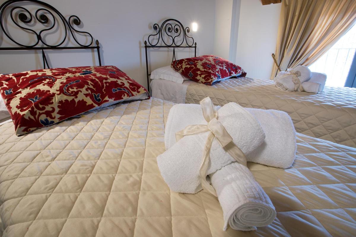 Agriturismo Tenuta Casteldardo Besenzone Eksteriør billede